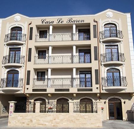 Casa-Le-Baron Apartment Satu-Mare Exterior foto