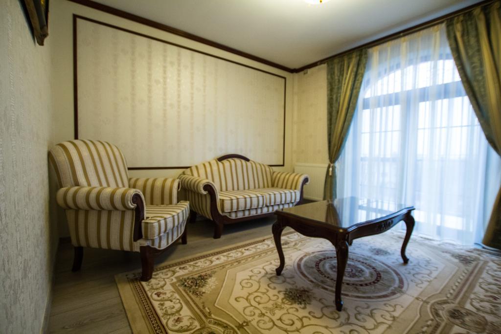 Casa-Le-Baron Apartment Satu-Mare Cameră foto